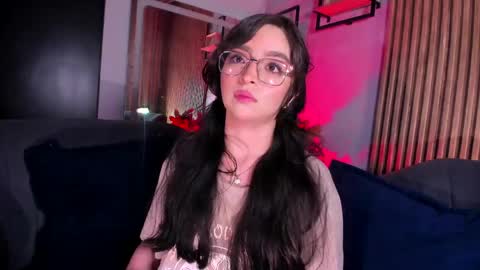 Snapshot of eva_macalliter chatting on May 7, 3:12 am Angelinne online show from May 7, 3:12 am