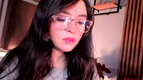 Snapshot of eva_macalliter chatting on July 31, 12:10 am Angelinne online show from July 31, 12:10 am