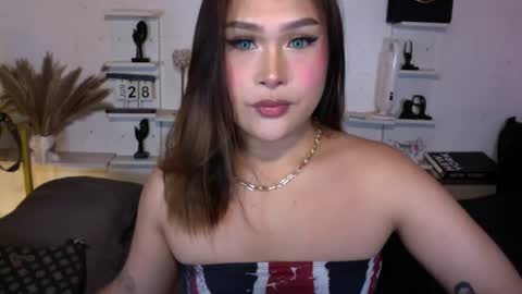 Snapshot of eva_mazikeen69 chatting on June 28, 7:42 pm Queen Eva Mazikeen online show from June 28, 7:42 pm