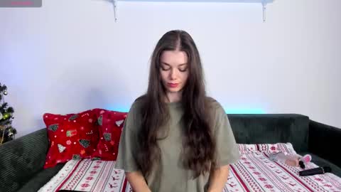 Eva online show from December 15, 9:46 am