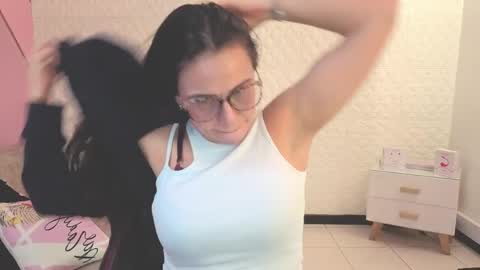Snapshot of eva_mermaid chatting on May 28, 2:47 pm Eva online show from May 28, 2:47 pm