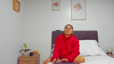 Snapshot of eva_mia_ chatting on July 14, 11:27 am Eva y Mia online show from July 14, 11:27 am