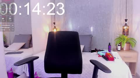 Snapshot of eva_milfxxx chatting on June 5, 7:03 am eva online show from June 5, 7:03 am