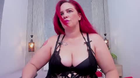 Snapshot of eva_milfxxx chatting on July 19, 12:14 am eva online show from July 19, 12:14 am