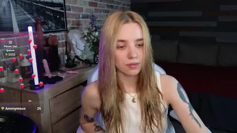 Snapshot of eva_mini chatting on May 31, 9:05 pm eva_mini online show from May 31, 9:05 pm