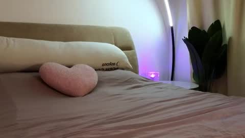 Eva online show from March 5, 12:00 pm