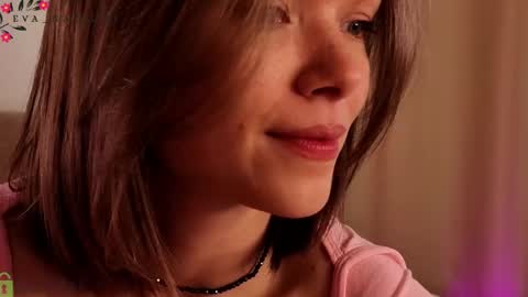 Snapshot of eva_natsumi chatting on May 29, 7:45 pm Eva online show from May 29, 7:45 pm