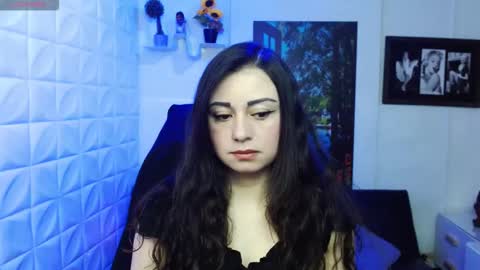 Eva online show from December 1, 2:33 pm