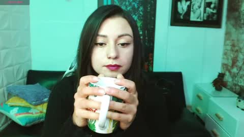 Eva online show from April 28, 3:17 pm