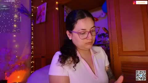 Eva  online show from June 8, 11:10 am