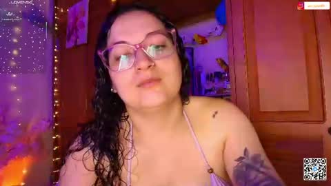 Eva  online show from June 10, 12:04 pm