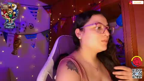 Eva  online show from June 22, 12:02 pm