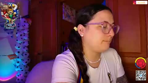 Eva  online show from June 27, 12:10 pm