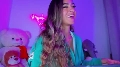 Eva Shinee online show from September 9, 11:21 am