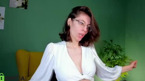Snapshot of eva_sicret chatting on May 30, 4:42 am eva sicret online show from May 30, 4:42 am