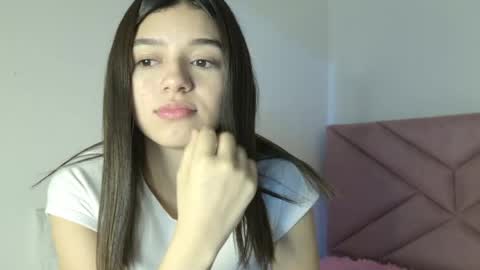 Snapshot of eva_sin18 chatting on May 8, 11:54 pm Eva Sin online show from May 8, 11:54 pm