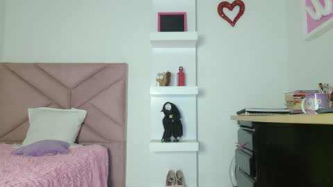 Snapshot of eva_sin18 chatting on May 12, 11:24 pm Eva Sin online show from May 12, 11:24 pm