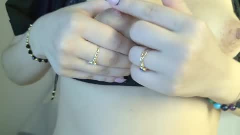 Snapshot of eva_sin18 chatting on May 15, 11:12 pm Eva Sin online show from May 15, 11:12 pm