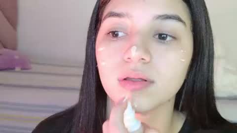 Snapshot of eva_sin18 chatting on June 14, 12:08 am Eva Sin online show from June 14, 12:08 am