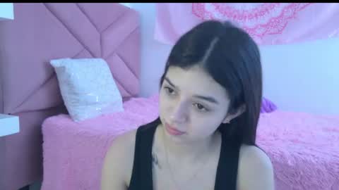 Eva Sin online show from July 30, 7:35 pm