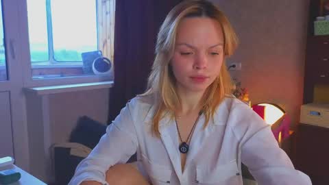 Snapshot of eva_sinn chatting on May 28, 11:07 am Hi there i am Eva and i wish create a nice community with you so join my Ticket Show for more pleasure online show from May 28, 11:07 am