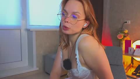 Hi there i am Eva and i wish create a nice community with you so join my Ticket Show for more pleasure online show from June 19, 2:10 pm
