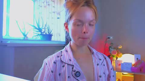 Hi there i am Eva and i wish create a nice community with you so join my Ticket Show for more pleasure online show from July 8, 1:15 pm