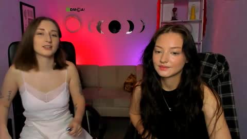 Snapshot of eva_smiith_ chatting on May 22, 5:47 am Eva online show from May 22, 5:47 am