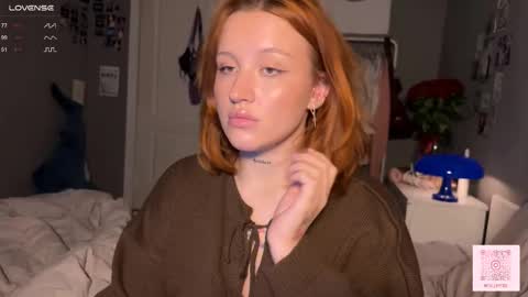 Snapshot of eva_swag chatting on September 16, 2:29 pm eva_swag online show from September 16, 2:29 pm