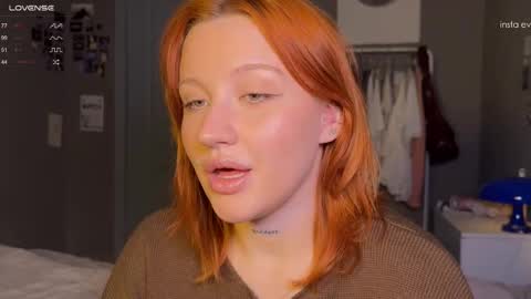 Snapshot of eva_swag chatting on October 18, 12:17 pm eva_swag online show from October 18, 12:17 pm