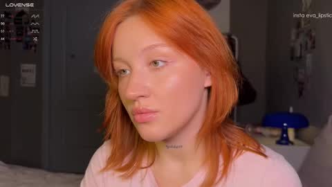 Snapshot of eva_swag chatting on October 28, 2:31 pm eva_swag online show from October 28, 2:31 pm