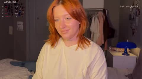 Snapshot of eva_swag chatting on November 8, 5:12 pm eva_swag online show from November 8, 5:12 pm