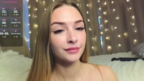 Snapshot of eva_vex chatting on December 19, 10:02 am Hello Im Eva online show from December 19, 10:02 am
