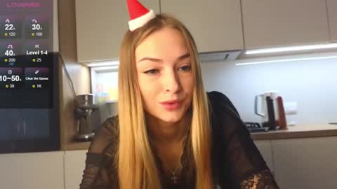 Snapshot of eva_vex chatting on December 27, 1:28 pm Hello Im Eva online show from December 27, 1:28 pm