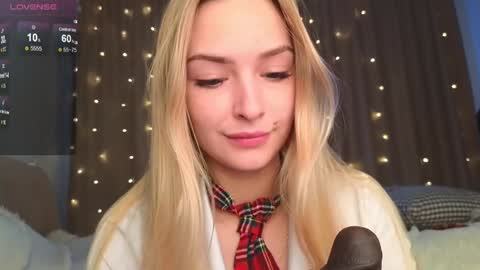 Snapshot of eva_vex chatting on January 12, 2:09 pm Hello Im Eva online show from January 12, 2:09 pm