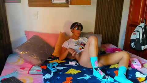 Snapshot of evaa_campbell chatting on April 22, 2:07 pm Eva online show from April 22, 2:07 pm