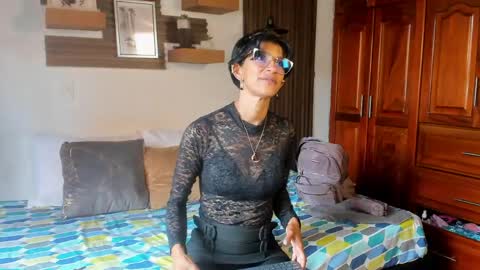 Snapshot of evaa_campbell chatting on May 2, 2:11 pm Eva online show from May 2, 2:11 pm