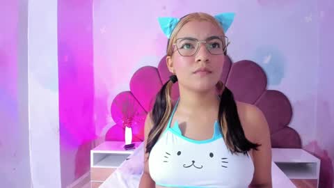 evaa_honey online show from May 1, 10:42 am