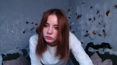 Snapshot of evaa_love_ chatting on October 24, 7:27 am Eva online show from October 24, 7:27 am
