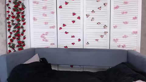 Snapshot of evaa_love_ chatting on December 3, 7:16 am Eva online show from December 3, 7:16 am