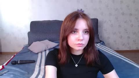 Snapshot of evaa_love_ chatting on June 23, 9:29 am Eva online show from June 23, 9:29 am