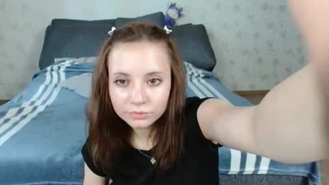 Snapshot of evaa_love_ chatting on July 4, 9:37 am Eva online show from July 4, 9:37 am