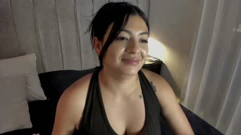 julieth online show from July 31, 7:35 pm