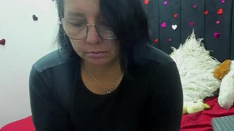Snapshot of evaaross chatting on May 29, 3:10 pm Eva online show from May 29, 3:10 pm