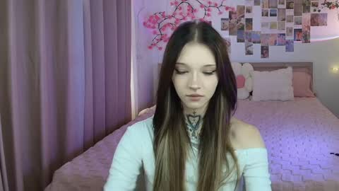 evaasilence online show from May 2, 7:57 am