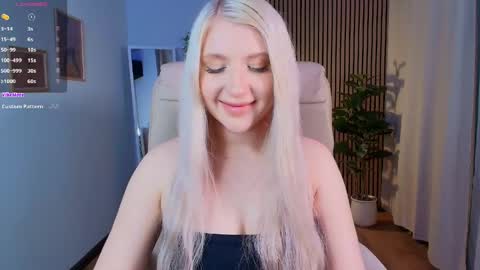Eva  online show from April 25, 2:47 am