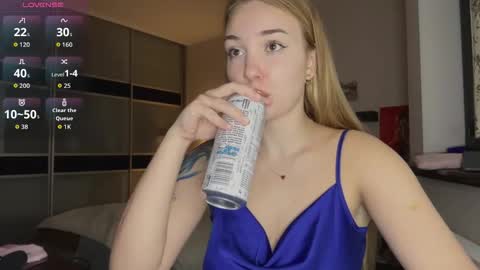 Snapshot of evacarter1 chatting on October 11, 6:56 am evacarter1 online show from October 11, 6:56 am