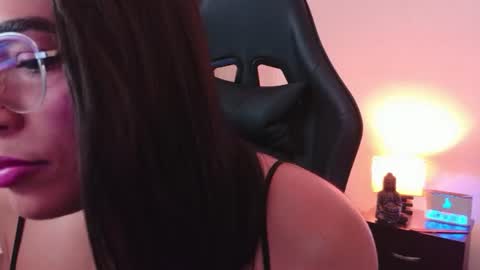 Snapshot of evacarters chatting on July 31, 2:11 am Jenny Carters online show from July 31, 2:11 am