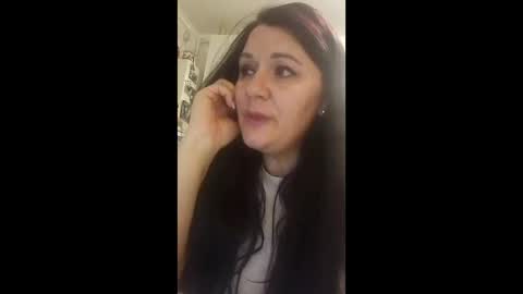 Snapshot of evadiana8484 chatting on January 15, 4:55 pm evadiana8484 online show from January 15, 4:55 pm