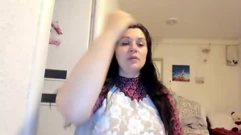 Snapshot of evadiana8484 chatting on February 16, 5:58 am evadiana8484 online show from February 16, 5:58 am